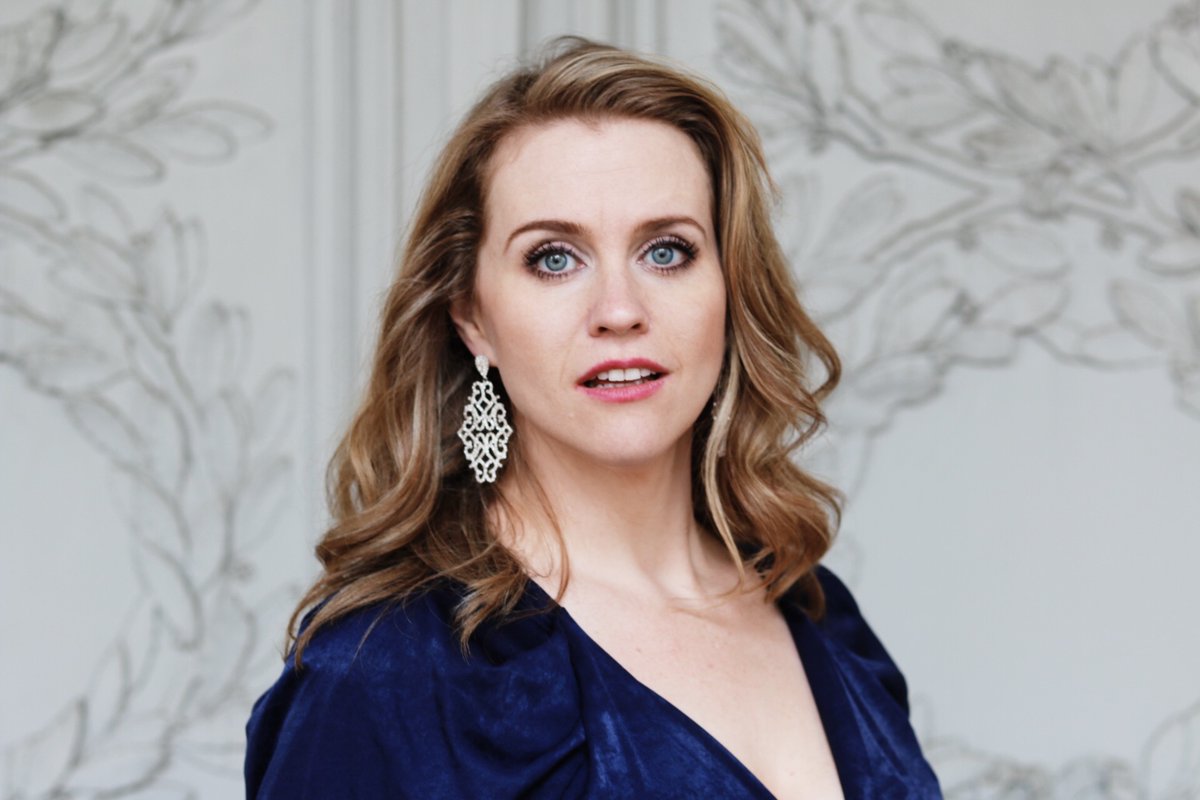 Catch the mesmerizing Rachel Willis-Sørensen (@RWSing) as she takes the stage in La Traviata at the LA Opera (@LAOpera) on April 6, 14, 18, 21, 24 & 27. More info: laopera.org/performances/2…