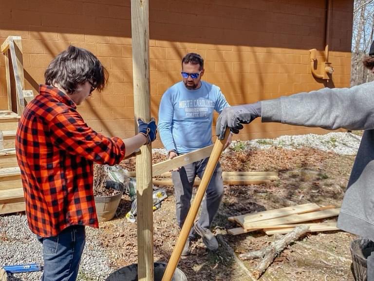 Teamwork Missions tweet media