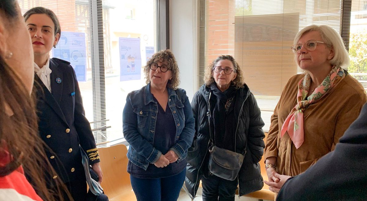 Catherine Vautrin, Ministre du Travail, de la Santé et des Solidarités, était en visite à l’Agence retraite de la Carsat Nord-Est de Troyes pour le dernier jour de la semaine des RDV de la retraite durant laquelle les actifs sont invités à faire le point sur leur future retraite.