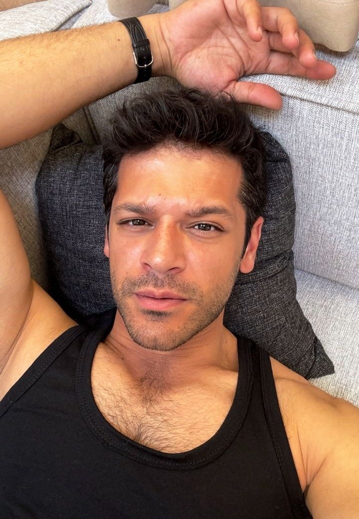 emrethinkerr's tweet photo. 🖤 https://t.co/05dYcdaaRn