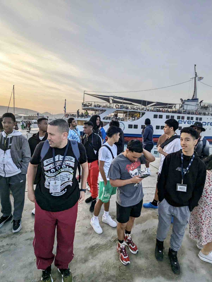 MountToday's tweet image. This year’s annual #EasterExcursion included a 3-island tour of Greece.  #beyondtheclassroom #worldtravel📍🇬🇷✈️🗺️🧭