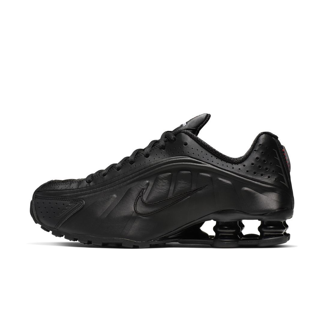 TheSiteSupply's tweet photo. Almost Live via SNKRS: Nike Shox R4 "Black"  🖤 

https://t.co/NwpVRZZQDO 
https://t.co/NwpVRZZQDO https://t.co/cCLLJi2cdc