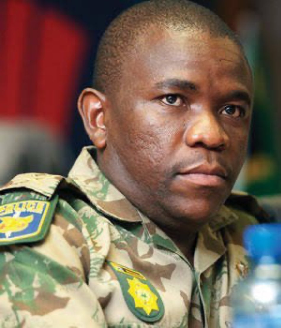 ChrisExcel102i's tweet photo. KZN SAPS as led by Nhlanhla Mkhwanazi are hard at work 

So, calls are mounting for Mkhwanazi to be the National Minister of police 

Do you agree or not? https://t.co/vVoexiwjpP