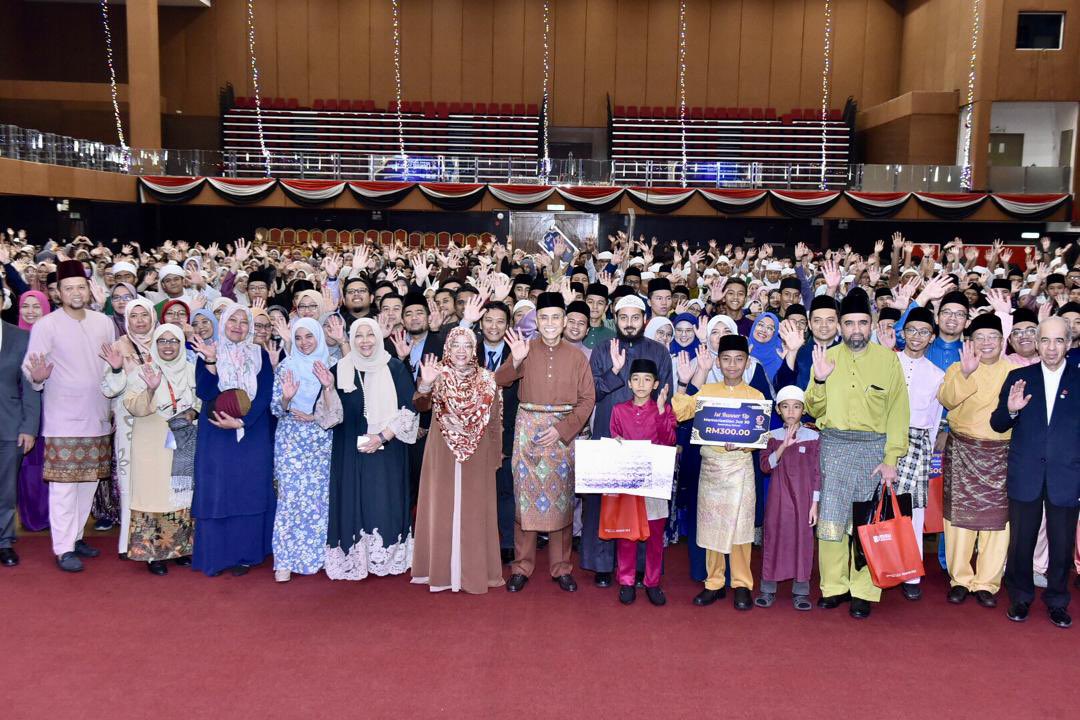 Officiated the closing ceremony of @MSUmalaysia Quranic League 2024 organised in conjunction with #MSUIhyaRamadan2024. The 4th edition league saw an impressive 1076 home and international participants, the largest number to date. Well done to the winners! #MQL2024