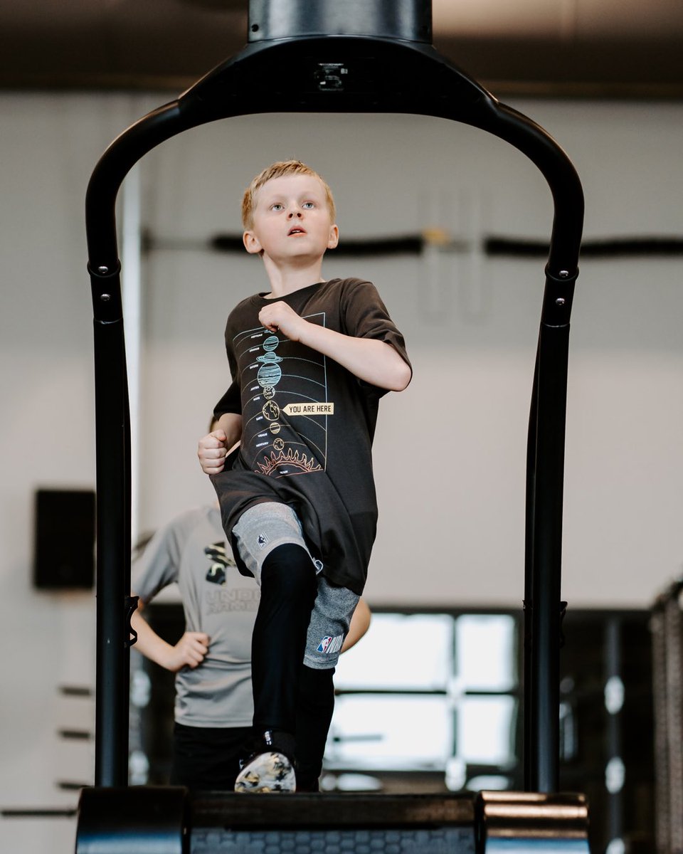 Teach’em young! 🏃🔔 #YoungBucks #MASHperformance | #RaiseTheStandard