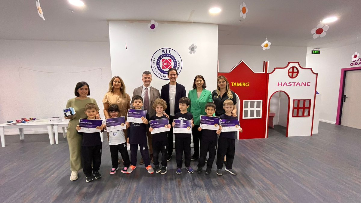 BİL Eğitim Kurumları IT ve Eğitim Teknolojileri Koord. Sn. Osman ÖZŞEN ve Ortaokul-Lise Eğitim Koord. Zerrin AKINLI <a href="/bilcocukmaltepe/">bilcocukmaltepe</a> 'yi ziyaret ederek zBot ile Kodlama Atölyesini tamamlayan öğrencilere başarı sertifikalarını verdiler.
<a href="/bilosmanozsen/">Osman Özşen ☀️</a> <a href="/AkinliZerr4546/">ZERRİN AKINLI</a>
