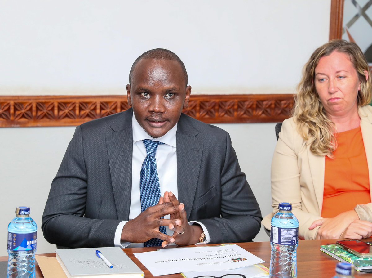 Secretariat for #SouthSudan Mediation Process joined Foreign Affairs PS @SingoeiAKorir and Special Envoy to the Great Lakes Hon. @ketercharles in welcoming Chief Mediator Gen. Lazarus Sumbeiywo and Assistant Mediator Amb. Dr. Mohamed Guyo both seasoned mediators. Congratulations