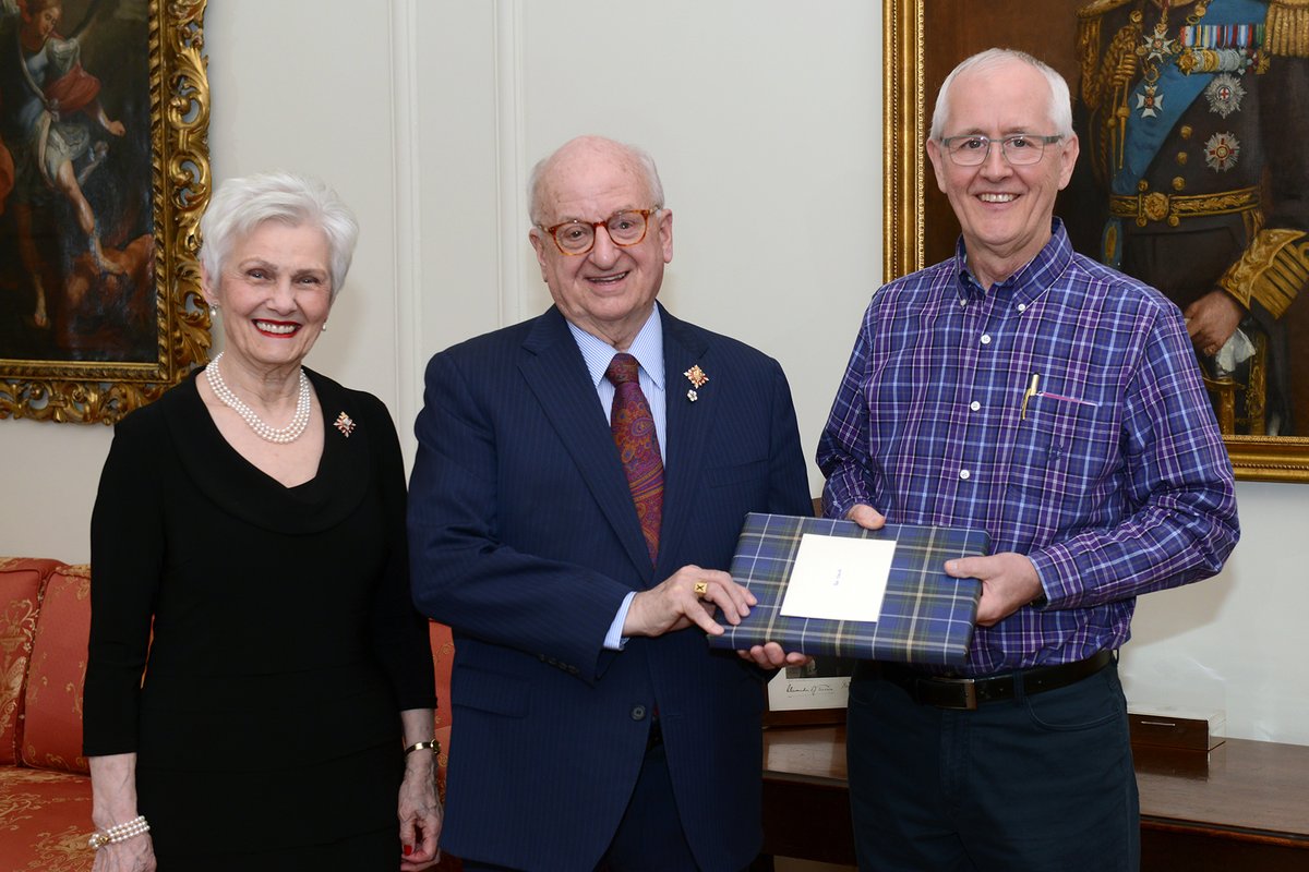 Their Honours were delighted to welcome Bob Chaulk, author, historian & diver to Gov House. Mr. Chaulk marked the 151st anniversary of the @SSAtlantic shipwreck, the largest marine disaster to occur off the Canadian coast prior to the sinking of the Titanic. @ns_mma #NovaScotia