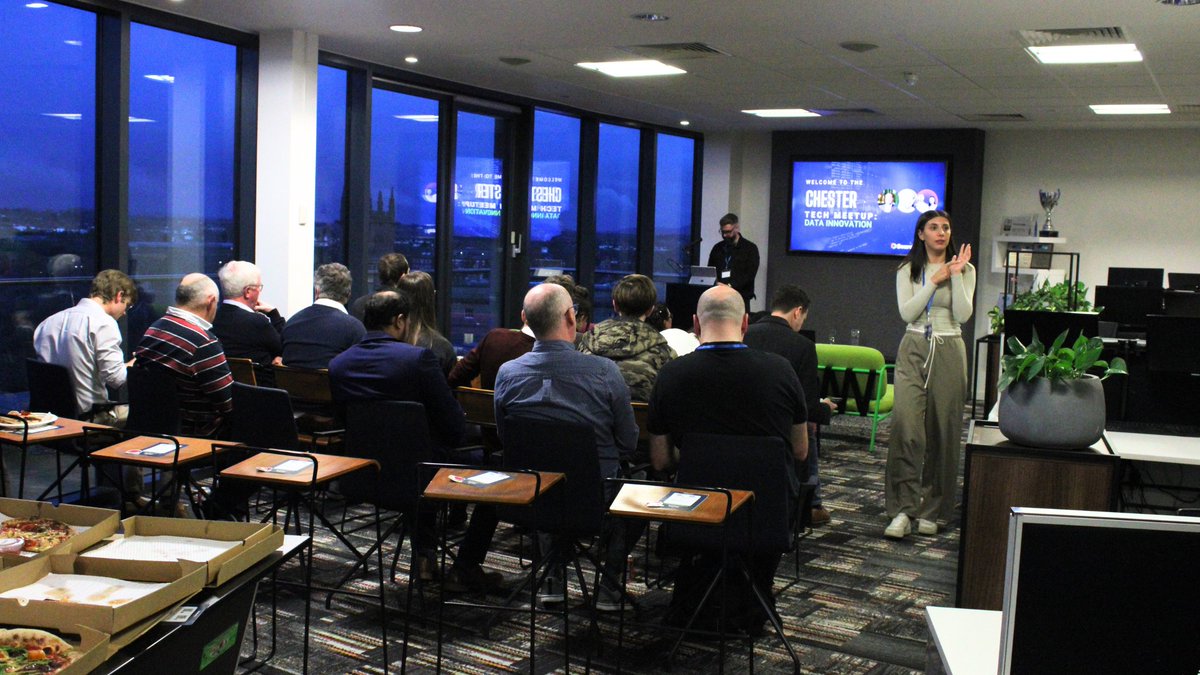 Searchability tweet media