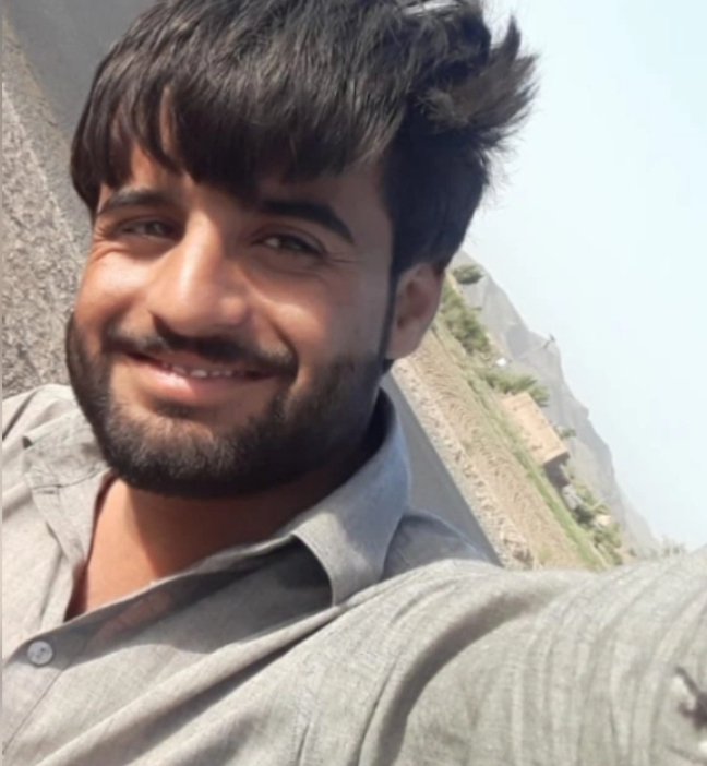 افطاری کے وقت مائیں اپنے بچوں کے ساتھ بیٹھ کے بچوں کے مستقبل کے بارے میں دعائیں کرینگے مگر ہماری مائیں آہوں ،سسکیوں کے ساتھ یہی دعا کرتے رہتے ہیں کہ خدارا اسی مبارک مہینے کے وسیلے ہمیں ہمارے بچوں کا خبرتو ہو وہ زندہ ہیں یا ۔۔۔
سلمان بلوچ سمیت تمام مسنگ پرسنز کو رہا کیاجائے۔