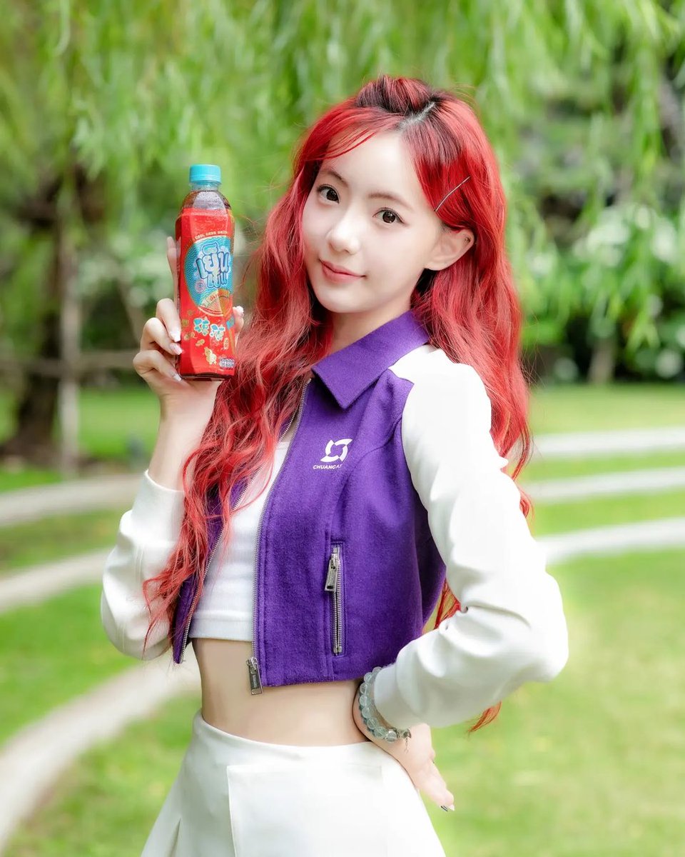 tblcoedgroup's tweet photo. 📸 | Novas fotos promocionais da Yuan Ke para a colaboração CHUANG ASIA X YEN YEN.

#YuanKe #위엔커 #袁珂 #หยวนเคอ #CHUANGAsia #CHUANGAsia2024 https://t.co/vZfu1zps6A