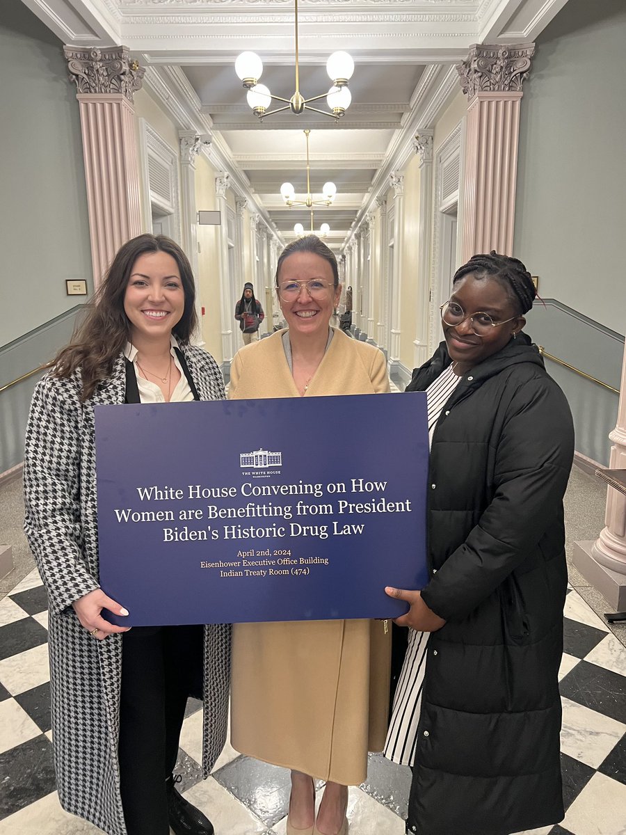 Women are disproportionately harmed by high drug prices, especially women of color. Yesterday we were pleased to join @HHSGov and allies to learn about how the new drug law is already having a positive impact on women’s health and well-being. #inflationreductionact