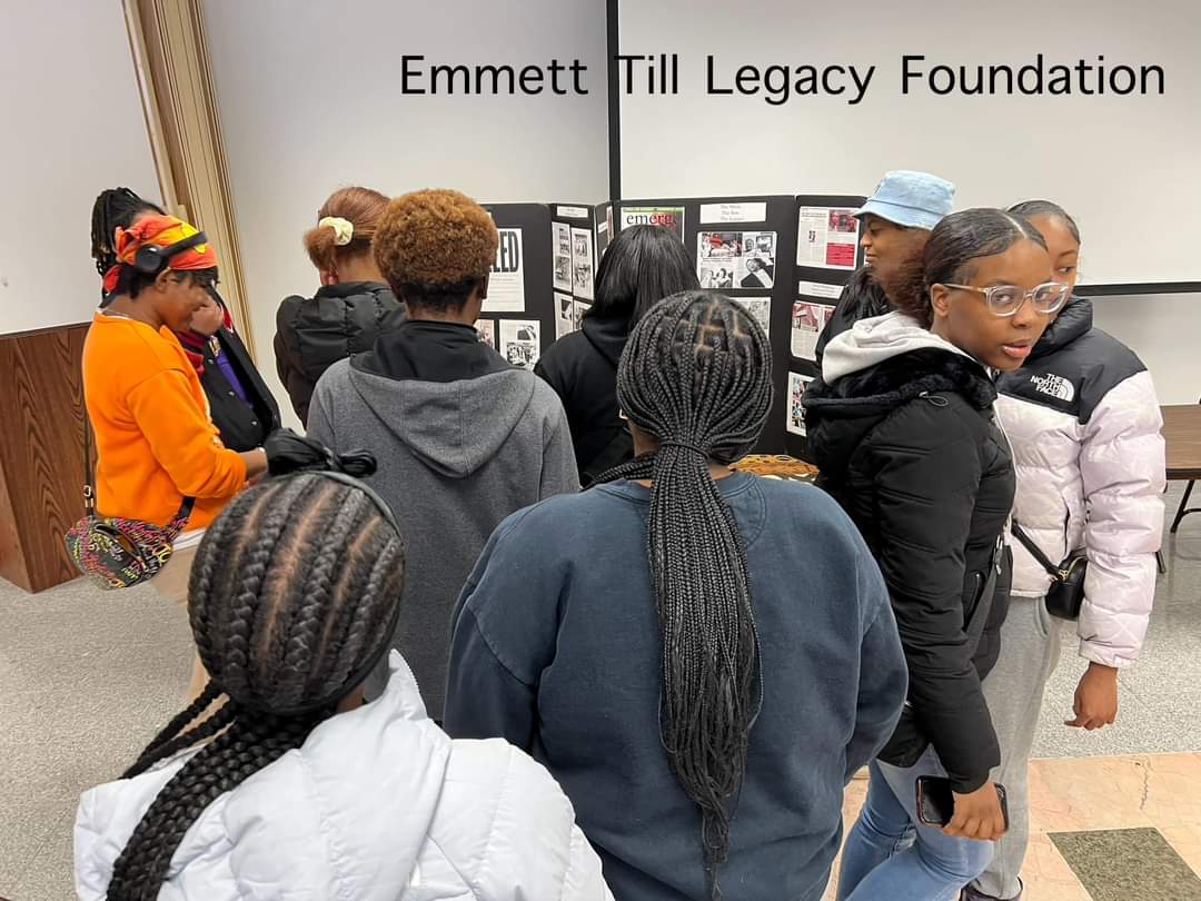 Relative of Emmett Till and our Executive Director; @DeborahWattz- had the honor of sharing our ETLF & families #EmmettTill justice journey & more with @NatUrbanLeague @ul_twincities - Black Gems before they embark on their Civil Rights Black History Tour. #TillLegacy