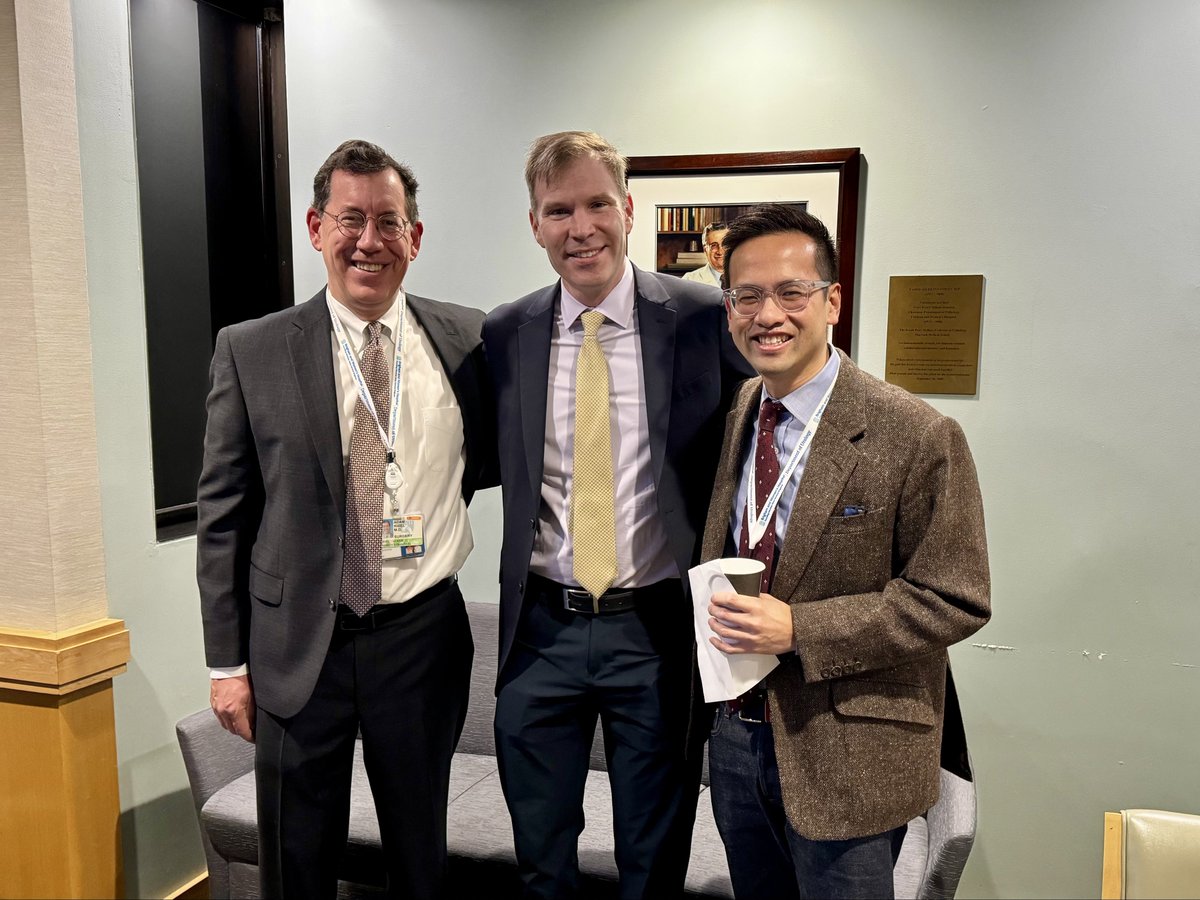 It was a great honor to have @TimDaskivich join us for @CSPH_BWH HSR Speaker Series, followed by @BWHUrology Grand Rounds. A heartfelt thank you for sharing your expertise on prostate cancer shared decision-making. @zaracMD @adamkibel_uro @Brentnbeck1971