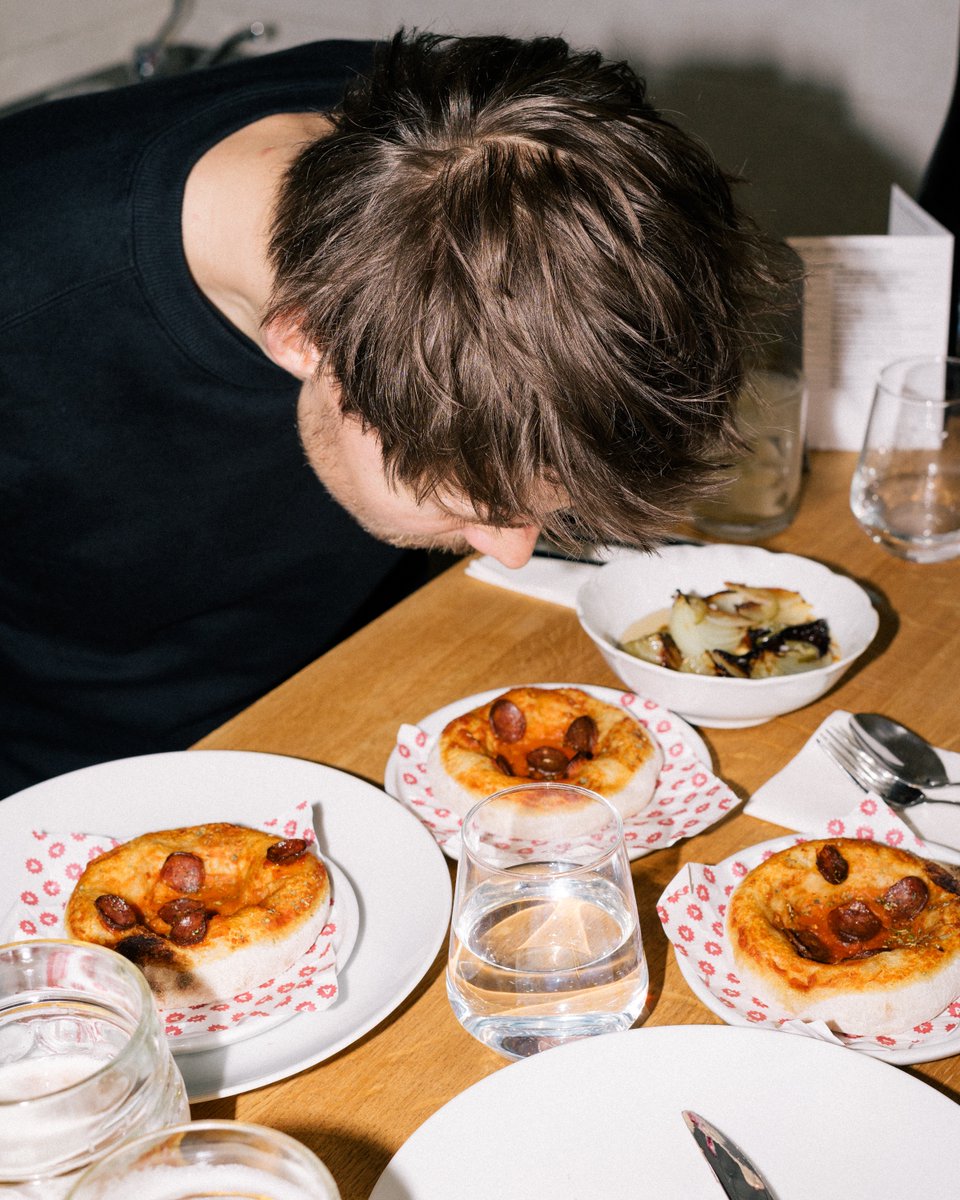 🍕 Excited for our fav event at UM, a monthly highlight! We made our February's visit with <a href="/michaeldolejs/">Michael Dolejš</a>. Shoutout to him &amp; Studio Najbrt for the visual magic &amp; care they give to <a href="/AmbienteCZ/">Ambiente restaurants</a> sites. Dive into the UM website experience, powered by solid: umumum.cz