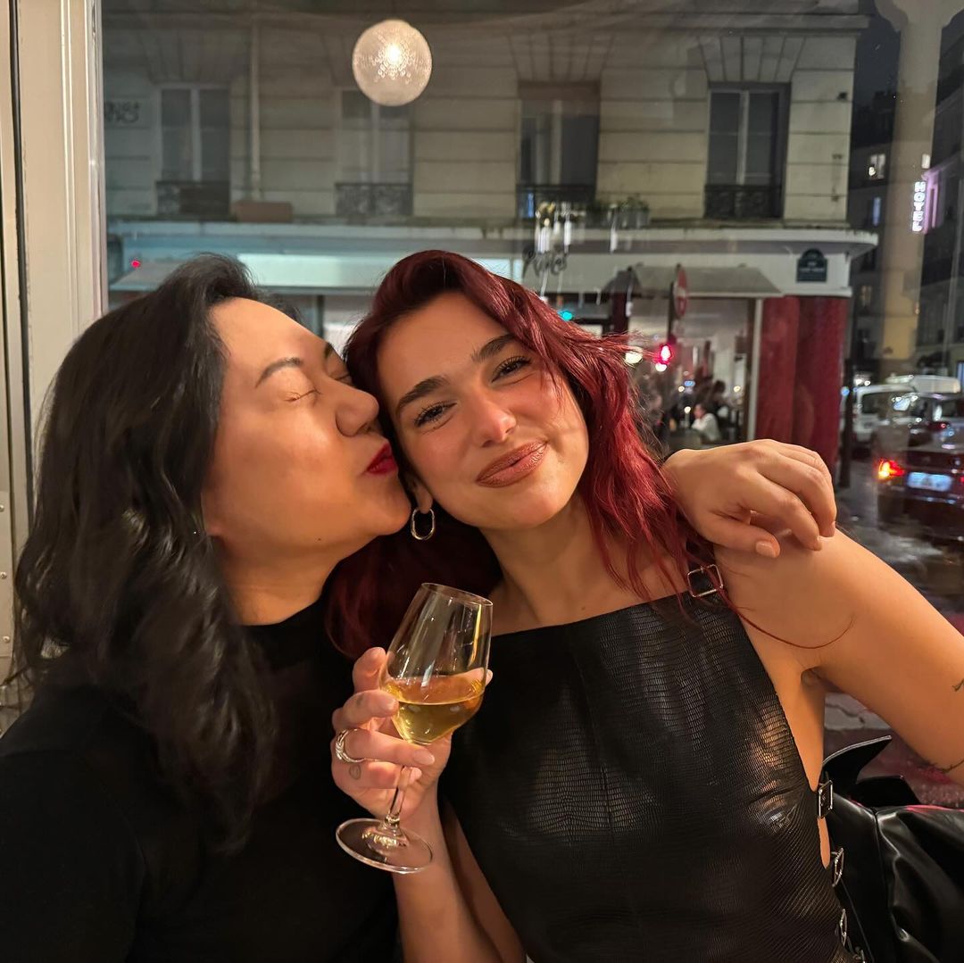 DUA LIPA tweet media