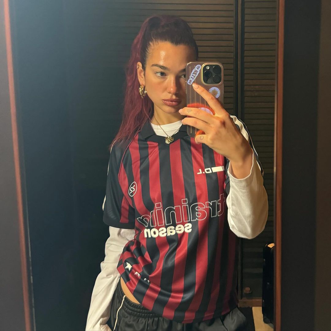 DUA LIPA tweet media