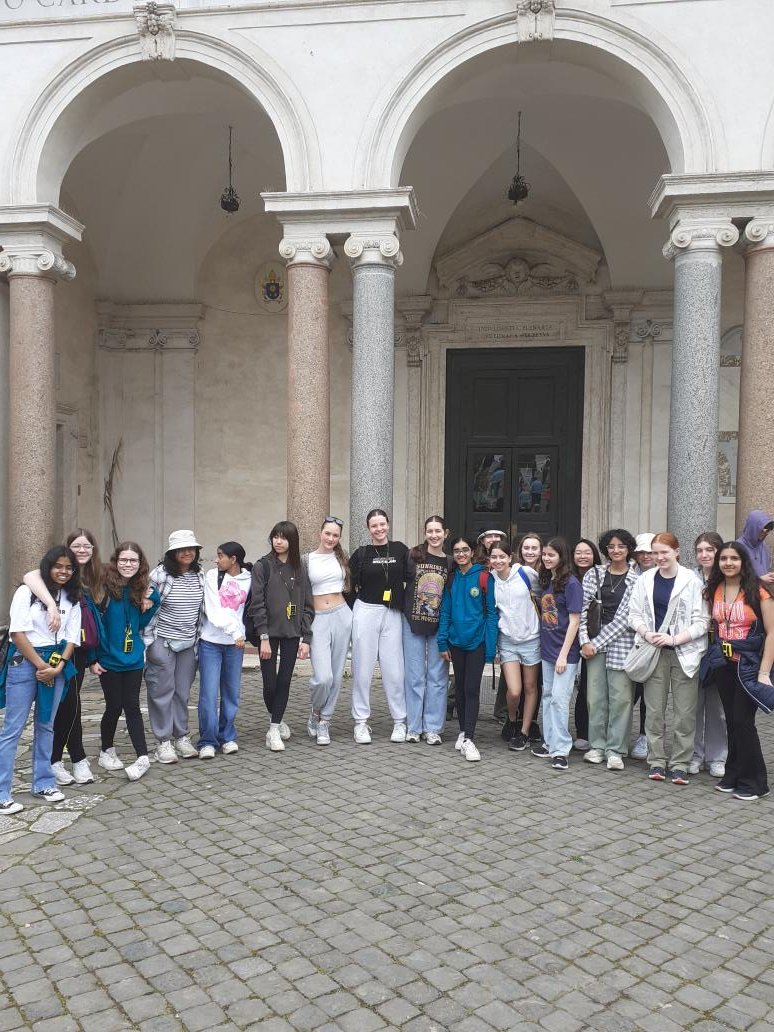AGGSRS's tweet photo. Catacombs San Sebastian https://t.co/UZwzbkBrIw
