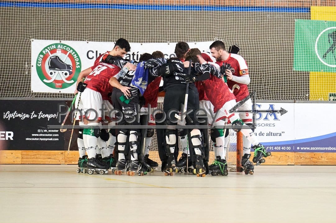 REGRESA la #OKLigaPlata tras el parón y lo hará con la visita del <a href="/ClubPAlcobendas/">Club Patín Alcobendas</a> a pista del CP CONGRES (sábado,6 a las 17h)
Los de <a href="/marcosacal9/">Marcos Rey Acal</a> a por un nuevo triunfo a domicilio (3✅ en las últimas 4 salidas)
VAMOS, EQUIPO 💪
#ForzAlco 💯
📸 @Photos_Hockey