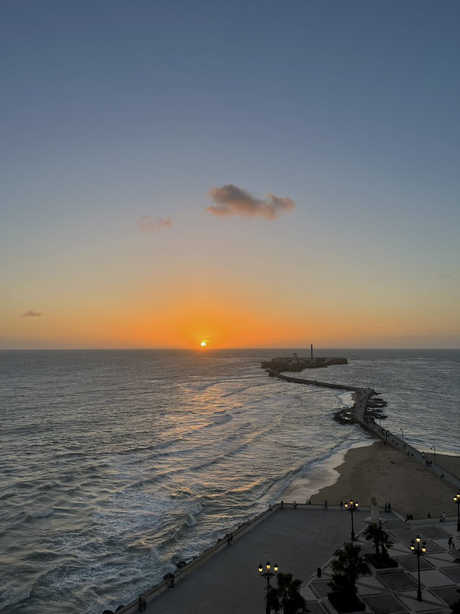 teresabm_7's tweet photo. @moncherilon Y ya que me has puesto la foto de la playa que veo que te gusta… te pongo las fotos de las vistas de mi salón 🫶🏼 https://t.co/wWPjOA6bOU