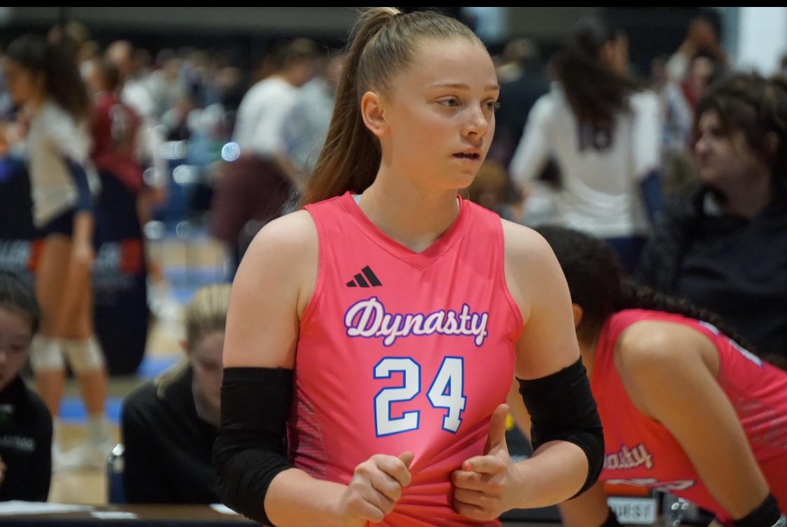 JRiggs98 (@j_riggs98) on Twitter photo Riley and Maryn getting a little photo love from <a href="/PrepDigChris/">Chris Fitzgerald</a>! Fun weekend in Windy City! Love watching Dynasty 15 Black compete! <a href="/Riggs27Vb/">Riley_Riggs_</a> <a href="/dynastyvbc/">DYNASTY Volleyball</a> <a href="/dynastyvb15BLK/">Dynasty 15 Black</a> <a href="/PrepDigKS/">Prep Dig Kansas</a> Riley and Maryn getting a little photo love from <a href="/PrepDigChris/">Chris Fitzgerald</a>! Fun weekend in Windy City! Love watching Dynasty 15 Black compete! <a href="/Riggs27Vb/">Riley_Riggs_</a> <a href="/dynastyvbc/">DYNASTY Volleyball</a> <a href="/dynastyvb15BLK/">Dynasty 15 Black</a> <a href="/PrepDigKS/">Prep Dig Kansas</a>