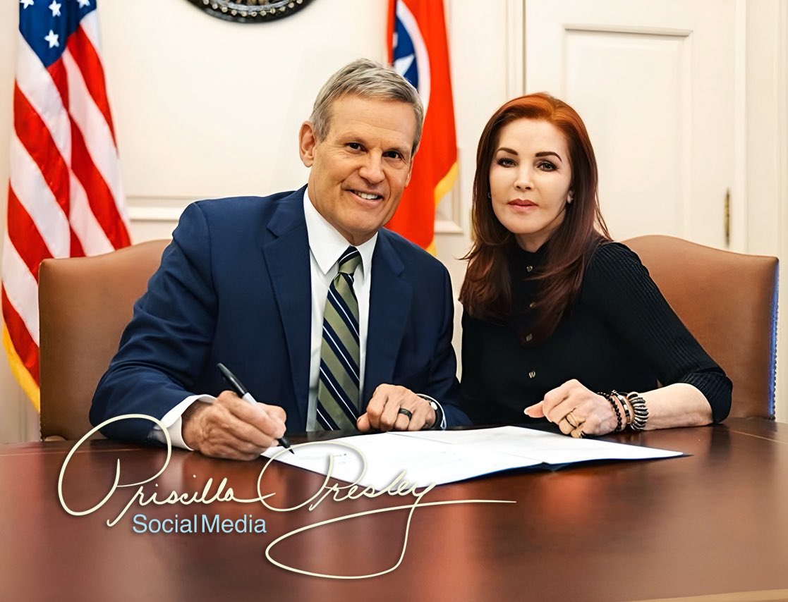 This past weekend I was in TN as @govbilllee signs the Elvis Act. that protects artist & songwriters from AI misuse.