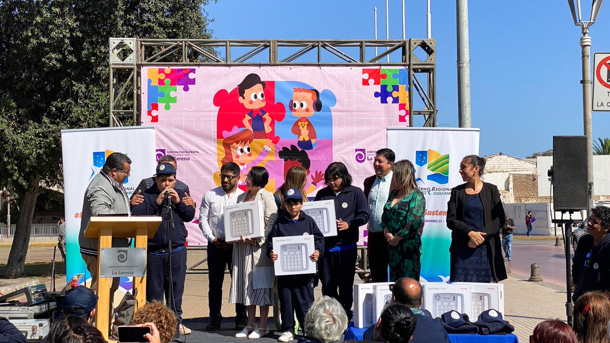 #Elqui #LaSerena En el Día Mundial del Autismo entregaron ayudas técnicas a estudiantes con discapacidad
Más detalles en tinyurl.com/238pqzxo