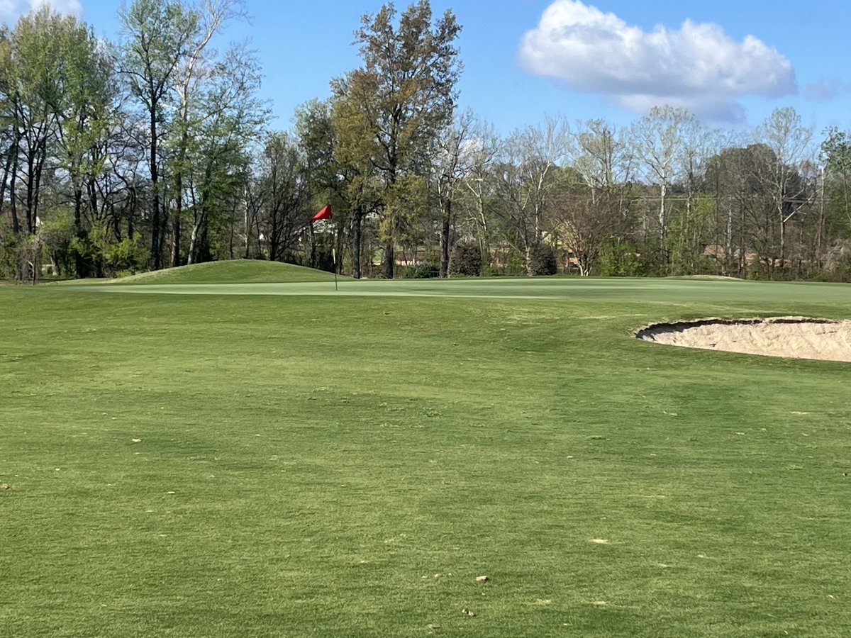 Wes and the crew have the place looking great!  Really good color and green speeds.