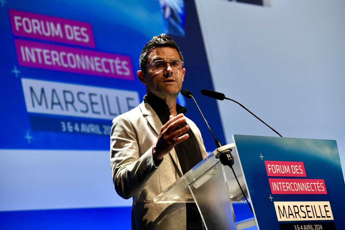 @dbSQWare @Digitech_France @Ecolab @Ekitia_ @EXAKIS_NELITE @AMFrenchTech @inetum_fra @Jalios @LicaEurope @Medinsoft 🗣️ @franckytrichet, président des @INTERCOnnectes et VP @NantesMetropole : 'Un enjeu de 2024 est de poser ensemble 3 impératifs : social, écologie et éthique, qui sont intimement liés. Le numérique responsable doit être exemplaire en tenant compte de ces 3 impératifs, et nous…