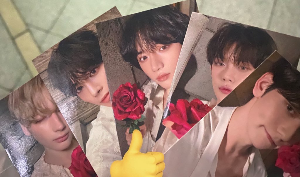 투바투 txt 데자부 데자뷰 공방 포카 양도 판매
txt broadcast photocard pc

1set(5장) 배송비 포함 = 30.0
sell ⭕️

dm or kkt 
open.kakao.com/o/sgKVC2jg

포카 txt poca pc soobin yeonjun beomgyu taehyun hueningkai set moazon 연준 수빈 범규 태현 휴닝카이 양도
