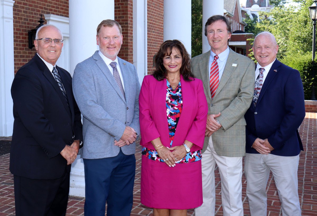 The City Council in #SalemVA is scheduled to meet on Monday, April 8, at 6:30 p.m. inside Council Chambers at City Hall. There is a 6 p.m. work session. The building is located at 114 N. Broad St. Here is a link to the agenda salemcity.novusagenda.com/agendapublic/M…