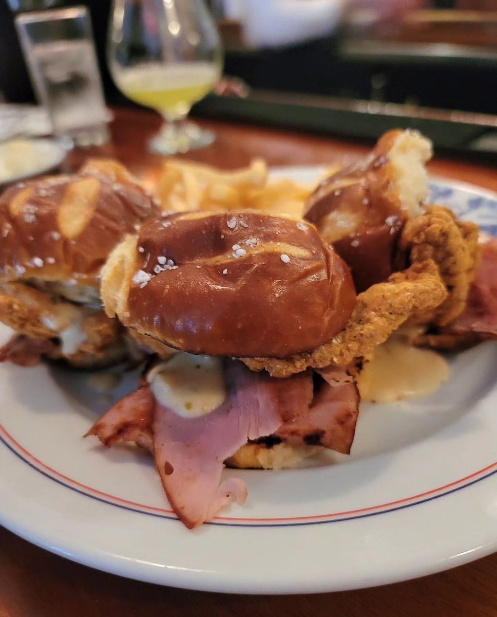 Stop by and see us while you're out and about enjoying #FrenchQuarterFestival this weekend! Belly up to the #HermesBar, grab a drink, and have a bite. You'll love our Chicken Cordon Bleu Sliders. Perfect for sharing, or not! 📸 @msyycfoodie #antoines1840 #antoinesnola
