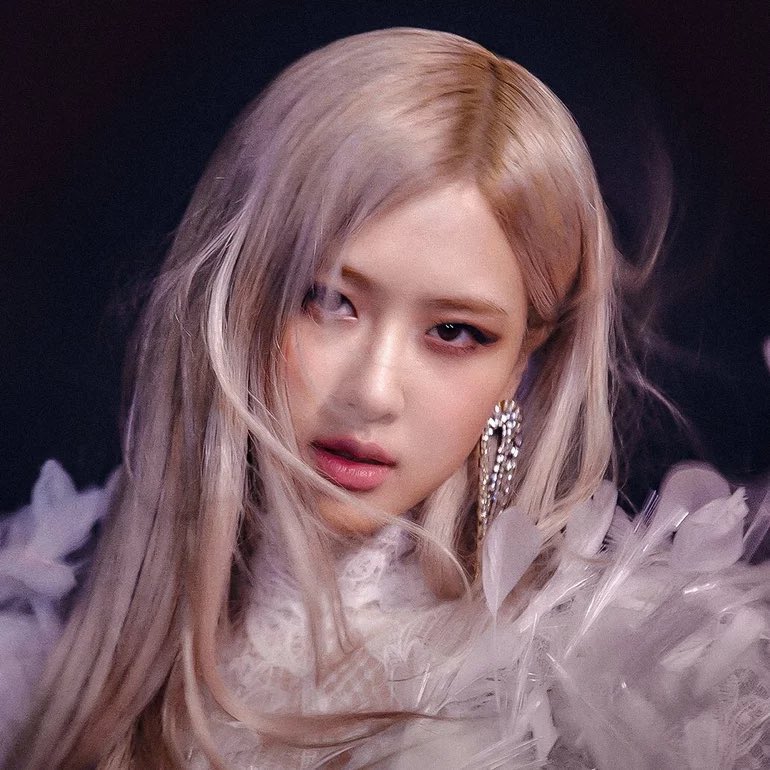kchartsmaster's tweet image. #ROSÉ’s ‘Final Love Song’ for ‘I-LAND 2’ will be released today at 06PM KST.