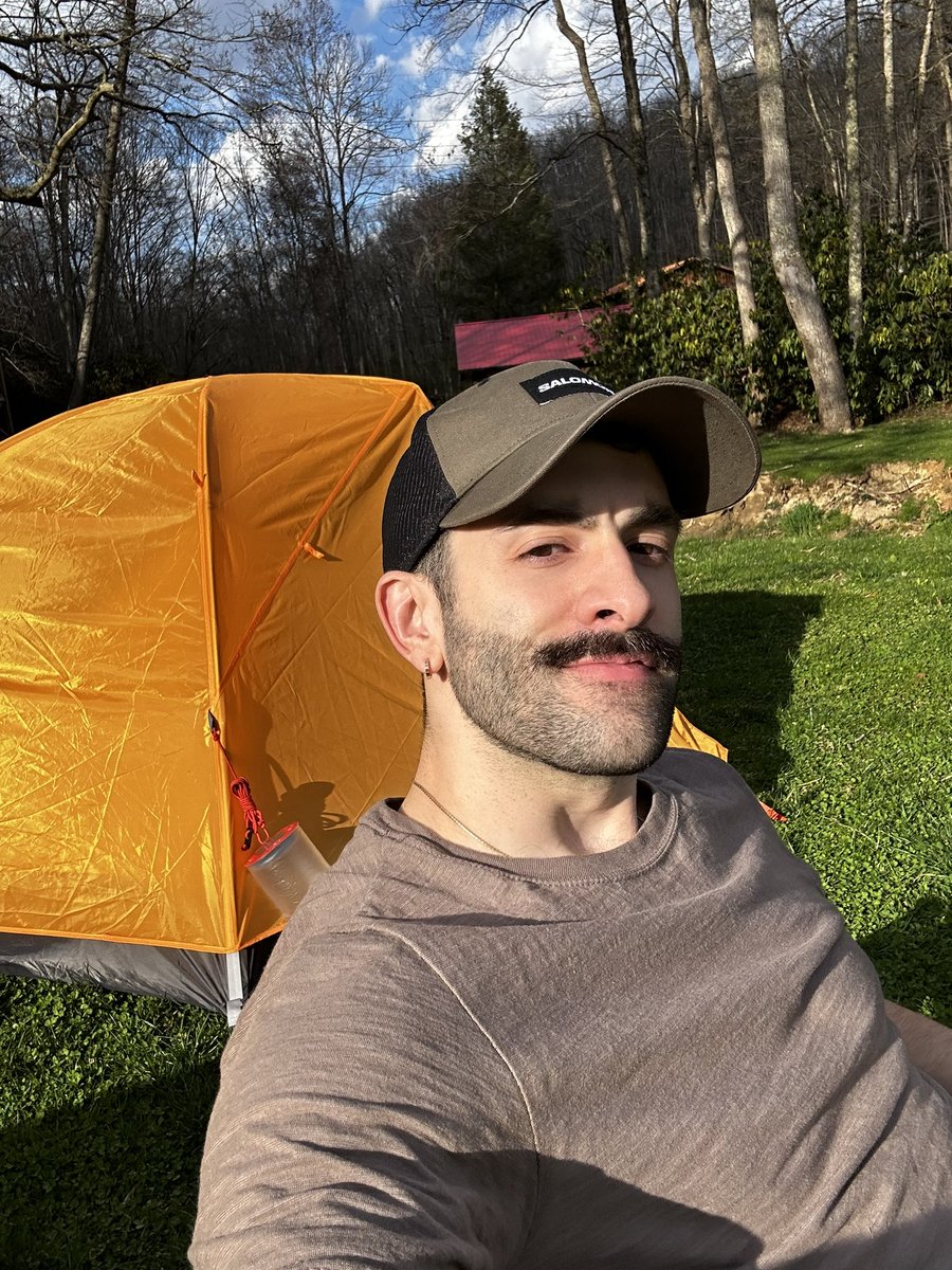 Nicholas_G tweet media