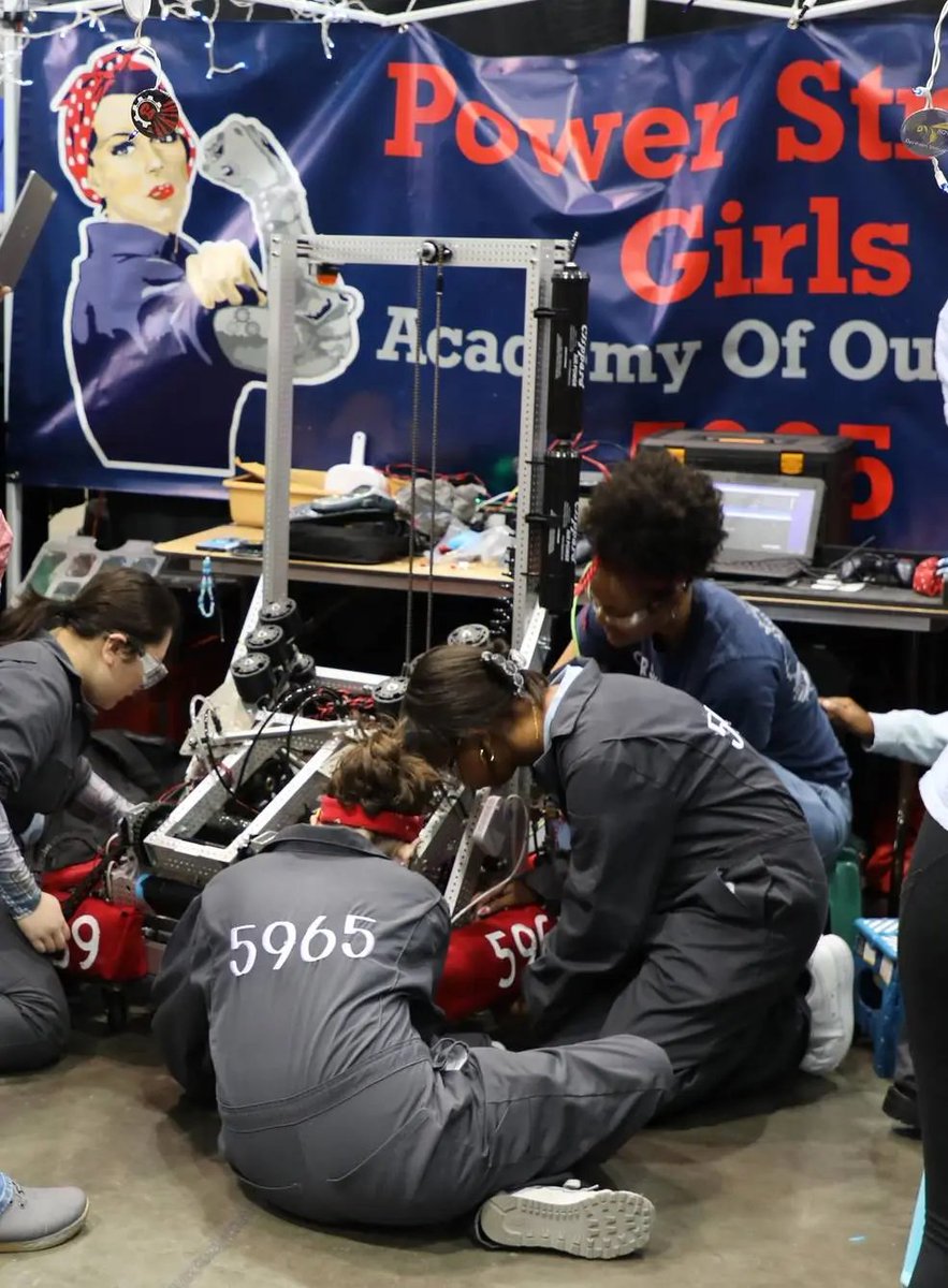 Attention locals⚠️ The Rocket City Regional – Alabama’s annual FIRST Robotics Competition – is April 5-6 in Huntsville, Alabama, and it's free for the public to attend. Learn more about this global robotics competition >> go.nasa.gov/3xqvglm