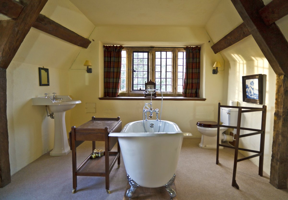 A favourite with children, the bedrooms in the medieval part of the house are fun to explore and full of surprises. Terrific room choices for Harry Potter fans who want to imagine how boarding at Hogwarts might feel!