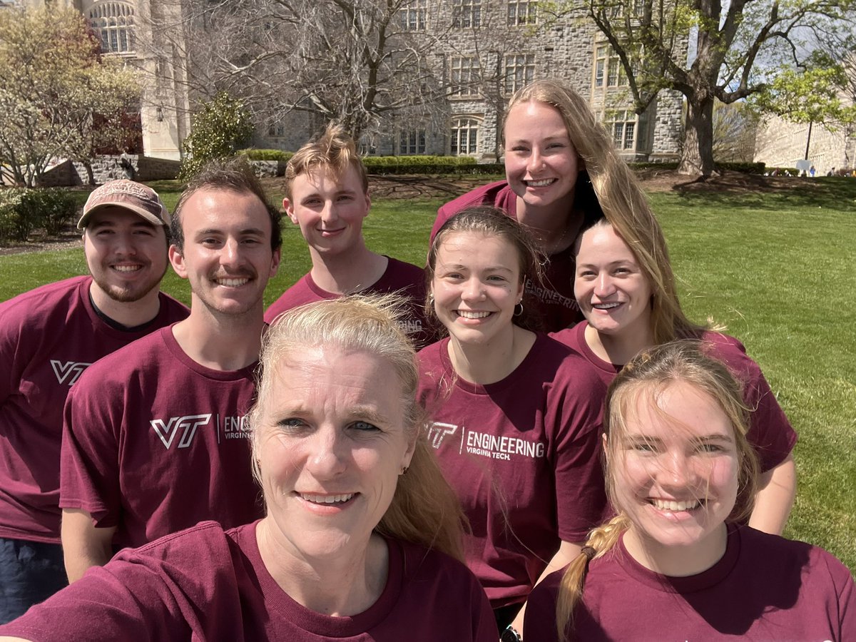 Amazing day of #biomechanics today @virginia_tech. Thanks to all the depts (@BEAMvt @vt_ise @VTHNFE @VirginiaTech_ME & @VT_TBMH) who participated & all the faculty who opened labs today. Great work by @Robyn_HansenVT & Alison Henry in leading the planning! @BiomechanicsDay