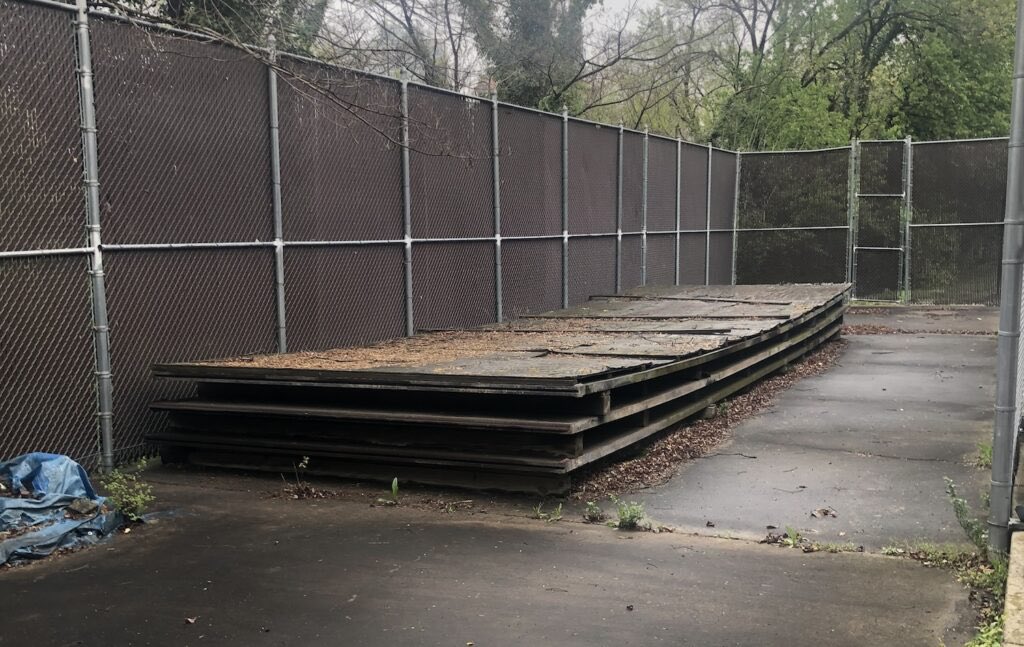 Naturally <a href="/gregorg/">greg.org on bluesky</a> knows where Richard Serra's "Tilted Arc" is stored and just snapped this shot. Read his fascinating and depressing dispatch. Guys can we get a truck and make this happen? greg.org/archive/2024/0…