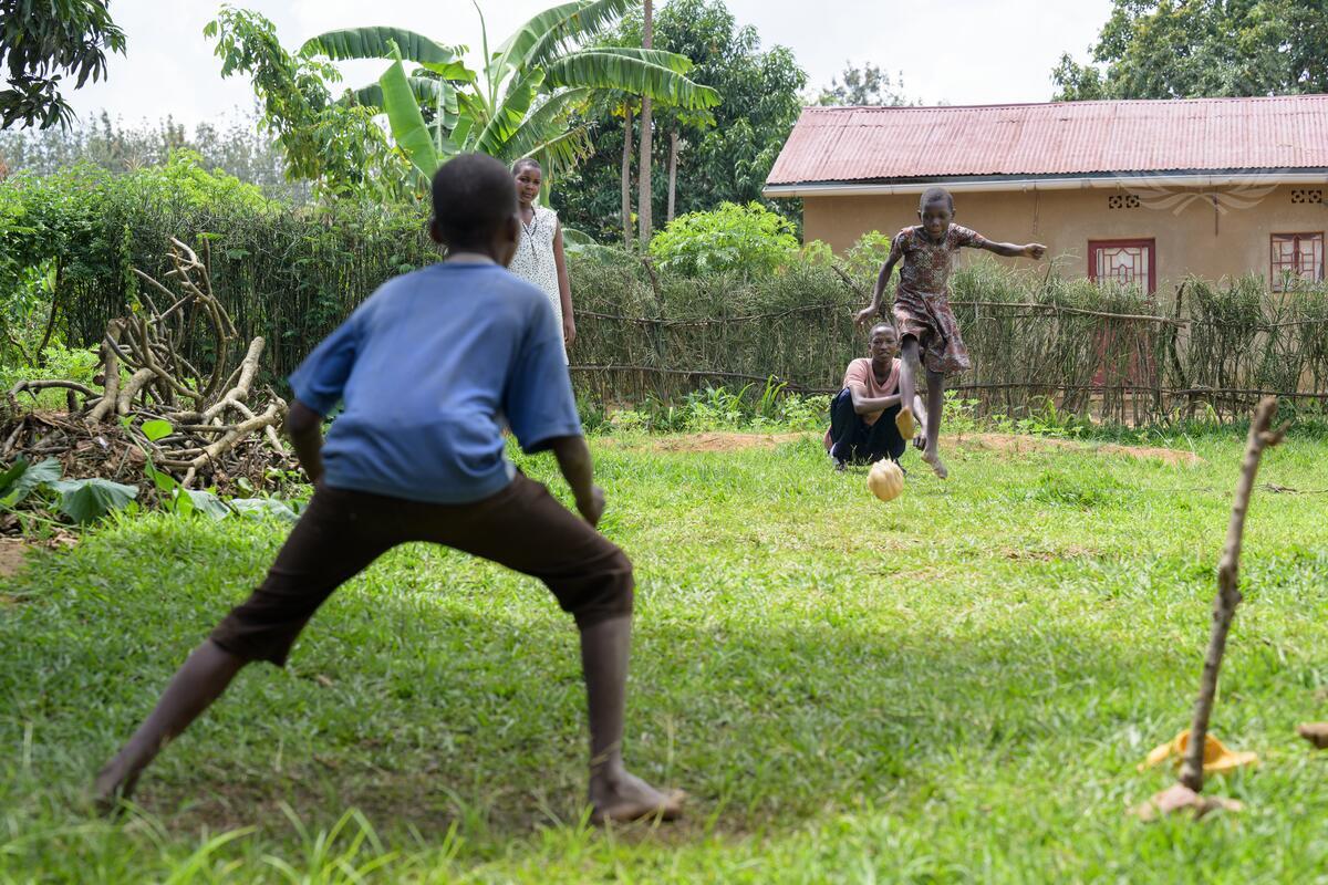 Today is International Day of #Sport for Development and #Peace on theme 'Sport for the Promotion of Peaceful and Inclusive Societies”. Sports can play a key role in bringing people together. Children play football in Mbyo Village in Rwanda. UN Photo/Manuel Elías