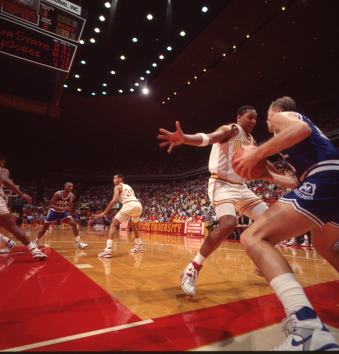 ISU Hall-of-Famer Victor Alexander at the front of Iowa State's full-court press vs. Drake in 1988. #WaybackWednesday #CyclONEnation