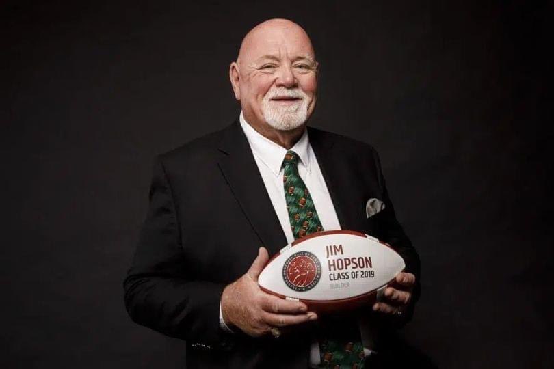 Today we remember Jim Hopson. We would love to hear your memories of Mr. Hopson throughout our show too. We have some great guests today: 2:35 Brendan Taman 3:05 Steve Mazurak 3:35 @MarkCohon 4:05 @bjizzle56 4:35 @BradWall306 5:05 @DarrellDavisSK The Green Zone starts at 2