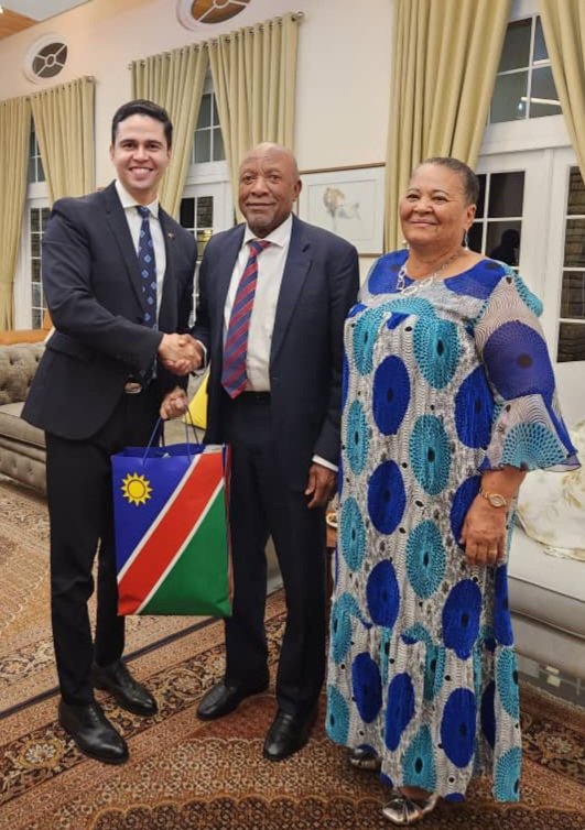 embavenenam's tweet photo. En nombre del Pdte.@NicolasMaduro agradecimos al presidente de #Namibia @DrNangoloMbumba y a la primera dama, el inmenso honor conferido a nuestro país, al ofrecer una cena de despedida al embajador Omar Berroterán Paredes, quien luego de 5 años concluye su misión diplomática. https://t.co/Yzbq305ivu