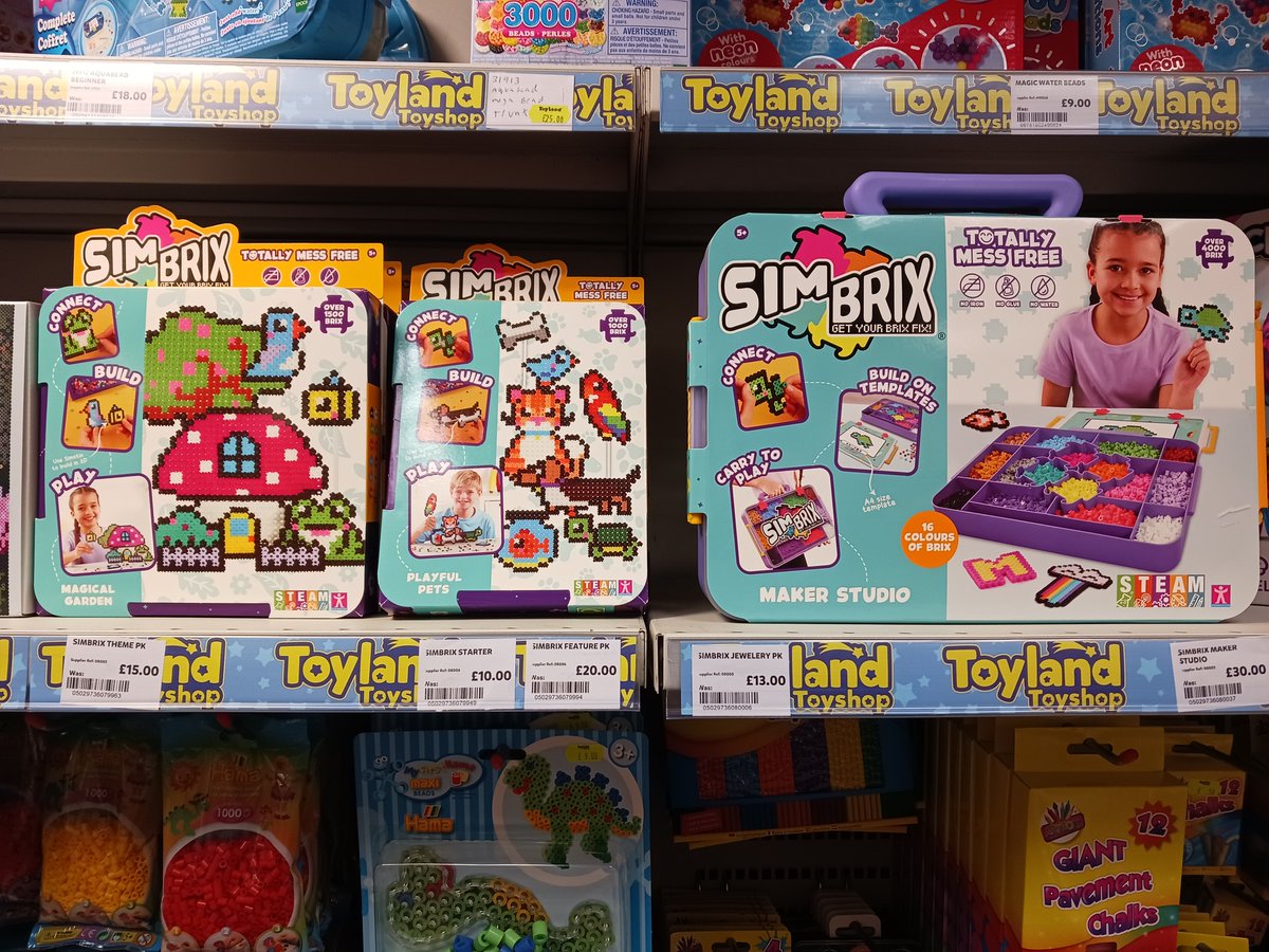 Unleash boundless creativity and excitement this Easter holiday with Simbrix, the ultimate building and crafting game! 🧱🐰 Let their imaginations soar as they dive into the world of Simbrix, available at Toyland Toyshop. ✨