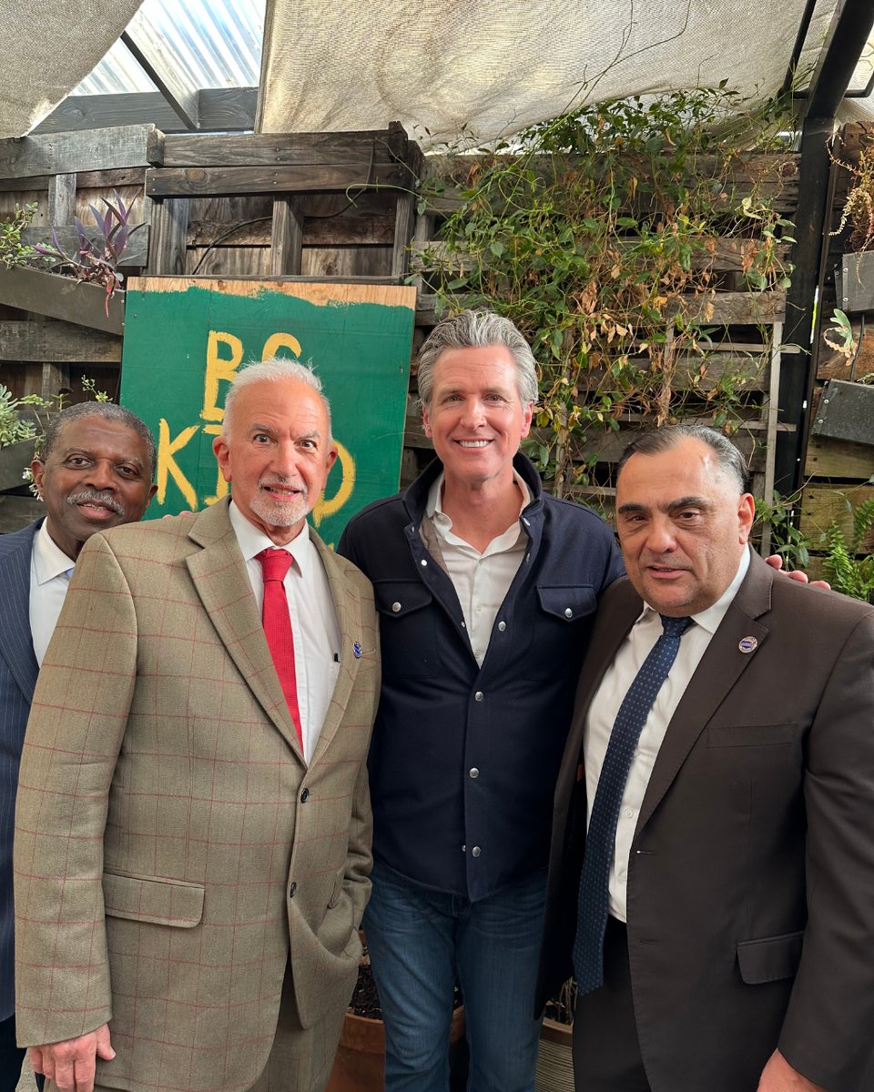 The UAPD recently met with Governor Gavin Newsom to discuss the passing of Prop 1. #1u #UAPDtakesaction #solidarity #unionstrong #unionproud #california #community #healthcare #communityfirst