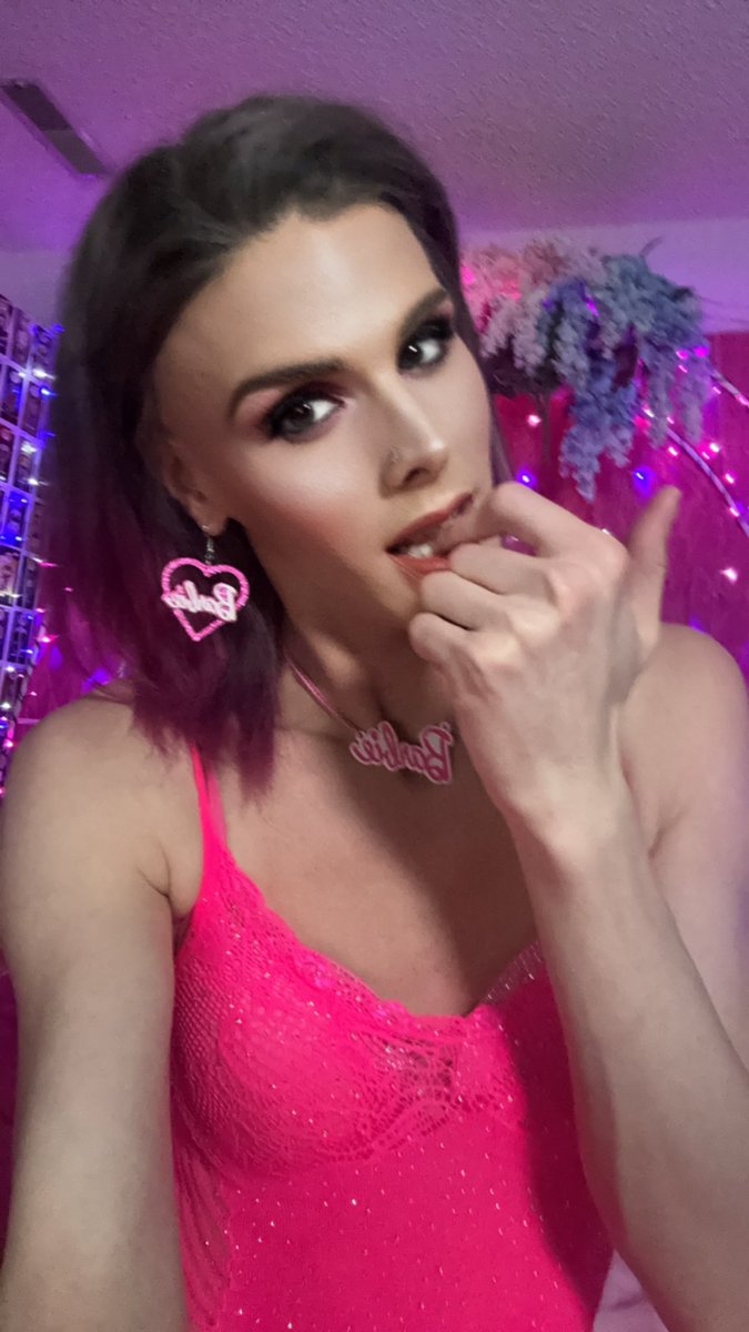 OMG SHES BACK !!!! THIS IS NOT A DRILL !! CUM PLAY WITH THE GODDESS OF BLISS LIVE ON CAM NOW (WATCH ME) 😇▶ CamAngels.com/exoticgoddess90 @CamAngelsXXX @davidoe30 @DerferJ @CamAngelsPromo @Zupergeil40 @Firecrackers_ @stu007gots @nuditytown18 @Booty_Kingdom_ @GA_Dillon @xDannyBoy92