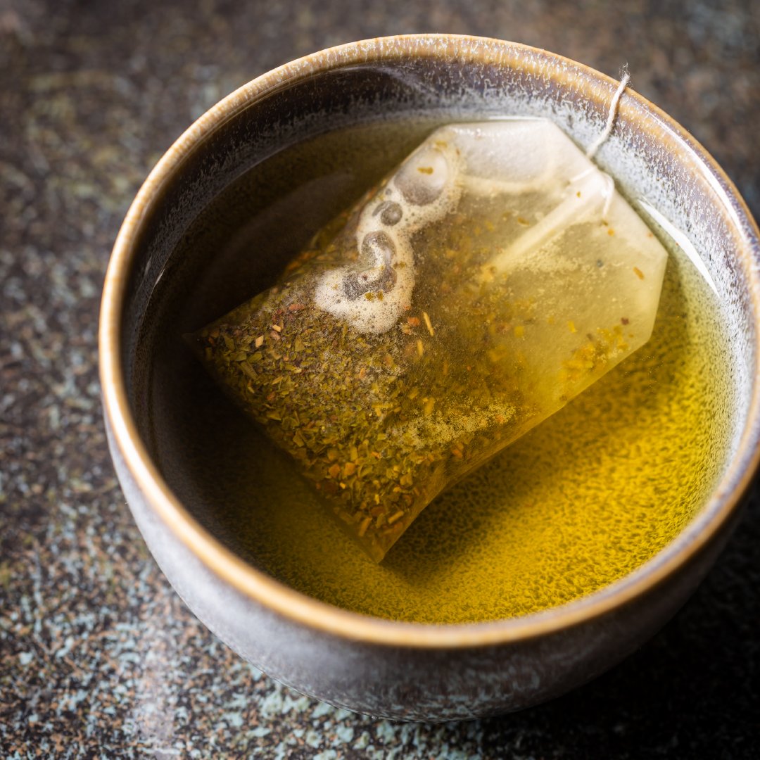 Sip on herbal teas like green tea, which may have protective effects against type 2 #diabetes. 🍵 #HerbalTea #HealthBenefits