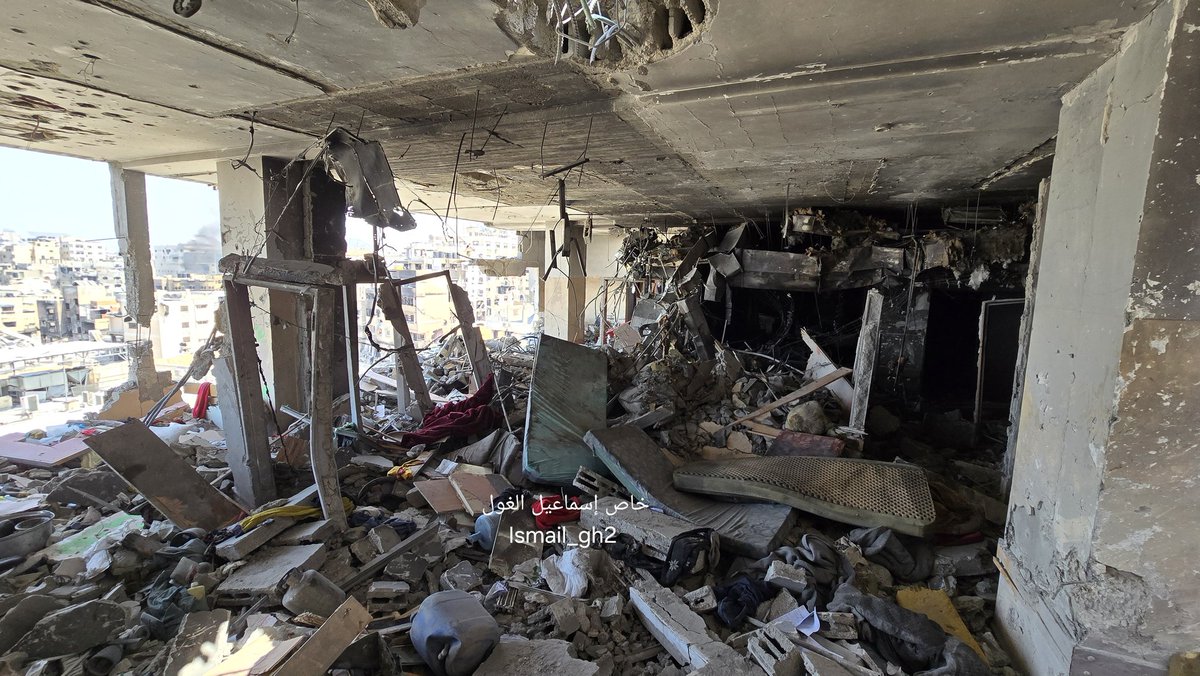 ismail_gh2's tweet photo. صور تظهر ح��م الدمار داخل أقسام مجمع الشفاء الطبي، دمرت قوات الاحتلال عدد كبير من الأقسام، قسم الطواريء، وقسم العناية، وقسم الكلى، وأقسام الجراحات، وأقسام الأطفال والولادة، وقسم الحروق، وكثير من الأقسام الأخرى..
تصوير : إسماعيل الغول https://t.co/TNvakpwZO9