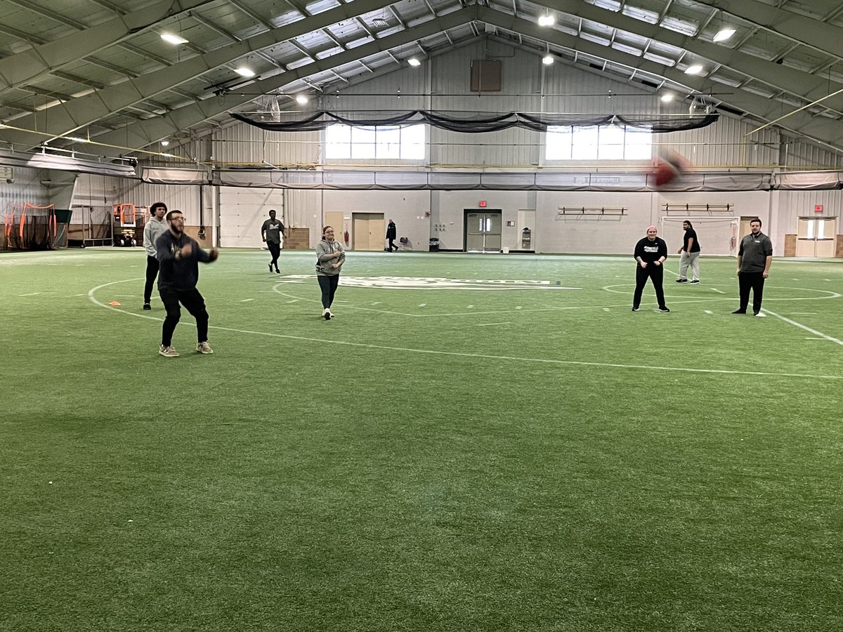 MSCMustangs's tweet image. What’s D3 Week without a friendly athletic staff vs student-athlete kick ball game?!? 

Final score: 16-16 tie.