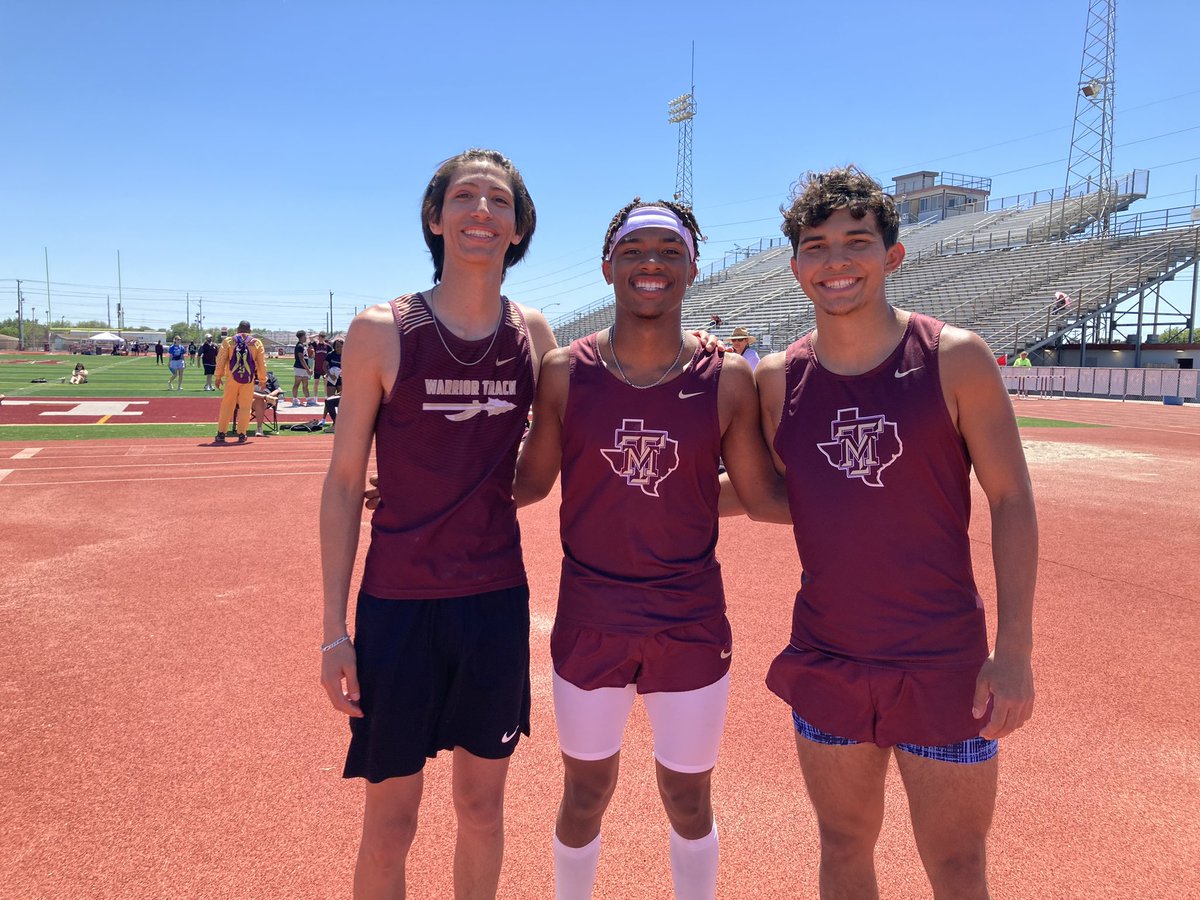 District 31 4A High Jump champion @JaydenMccoy07 3rd place @aidenmorton11 and 4th place Aden Encinia. Awesome performance @TulosoMidwayISD @T_MAthletics @tulosomidwayhs #ItsOurTime