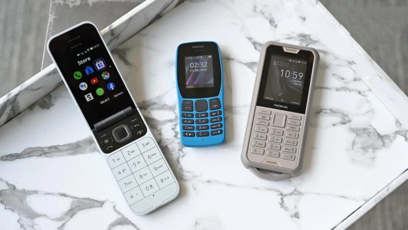 TechReporter_ne's tweet image. واردات گوشی دکمه‌ای ممنوع شد

طی دستوری از ورزات صنعت، معدن و تجارت اعلام شده است وارد تلفن‌های همراه دکمه‌ای ممنوع است. این در حالی است که شرکت نوکیا چندی پیش شکایتی بین‌الملی علیه شرکت‌های ایرانی که با نام این برند محصول تولید می‌کنند داشته است.
#phonk #nokia #buttonphone